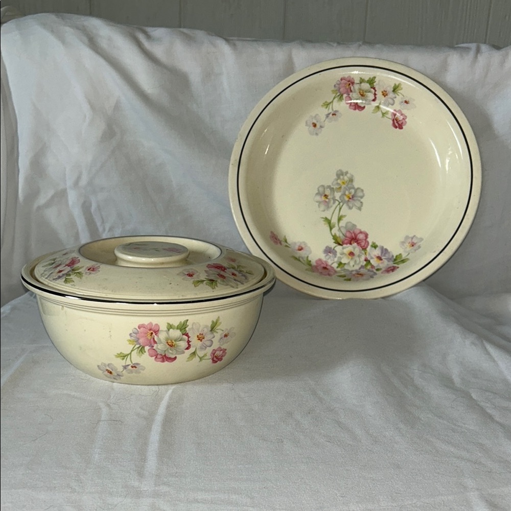 Floral Ceramic Bowl Set with Lid
